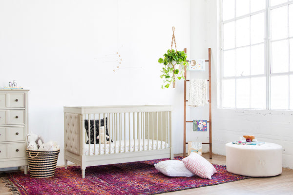 Franklin & Ben Everly 4-in-1 Convertible Crib with Toddler Bed Conversion Kit (Distressed White)