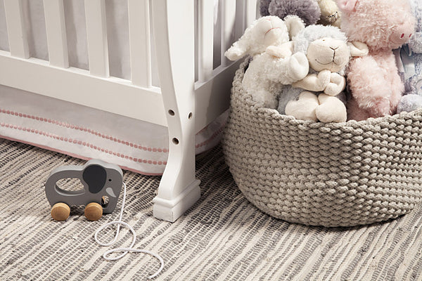 DaVinci Baby Kalani 4-in-1 Convertible Crib with Toddler Bed Conversion Kit (White)