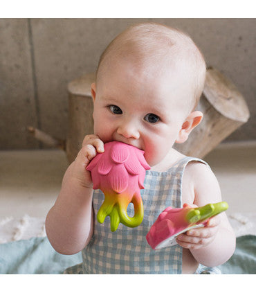 Oli & Carol Fucsia the Dragonfruit