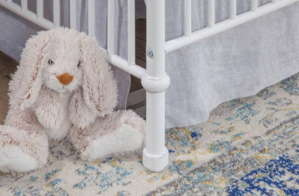 Abigail 3-in-1 convertible crib (Washed White) with toddler rail