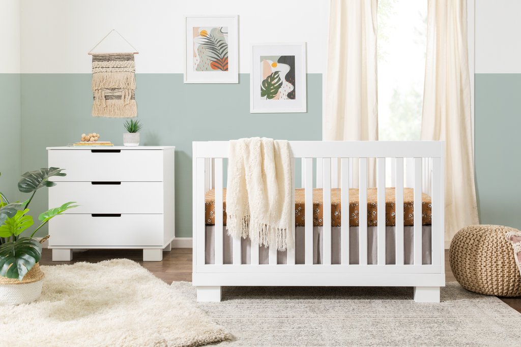 Modo 3-in-1 Convertible Crib with Toddler Bed Conversion Kit (White)